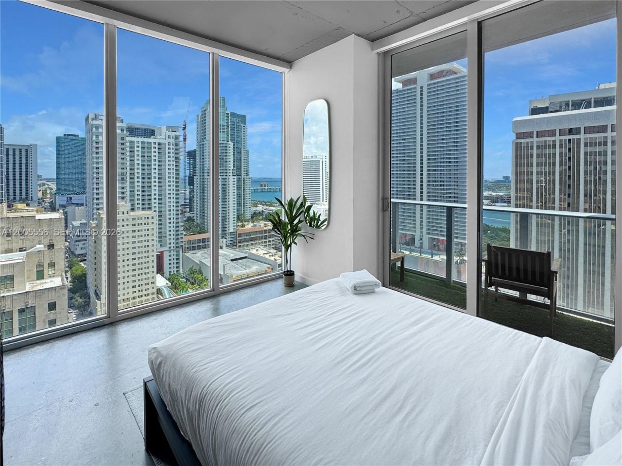 151 SE 1st St , Unit 2702, Miami, FL 33131 Photo
