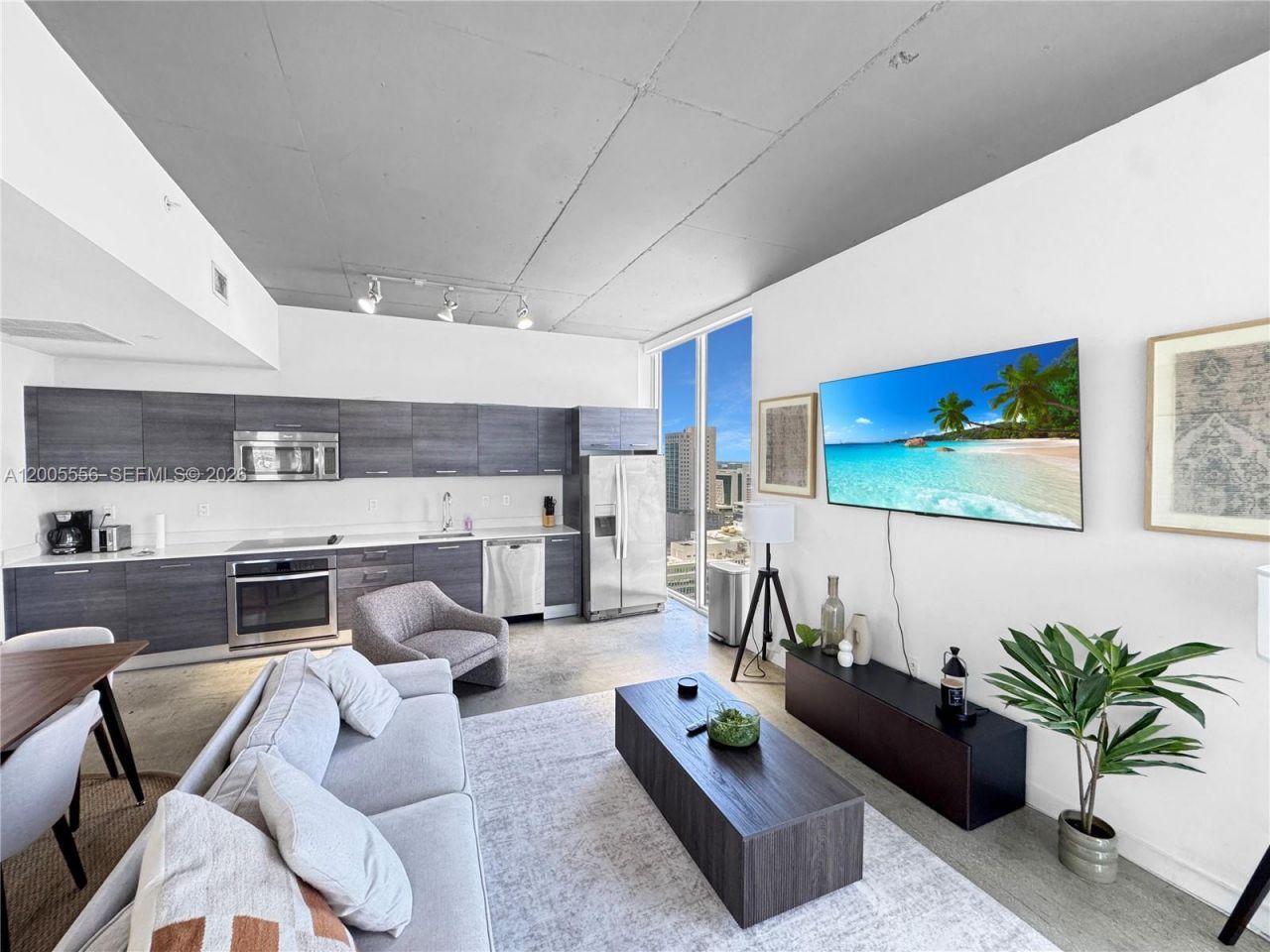 151 SE 1st St , Unit 2702, Miami, FL 33131 Photo