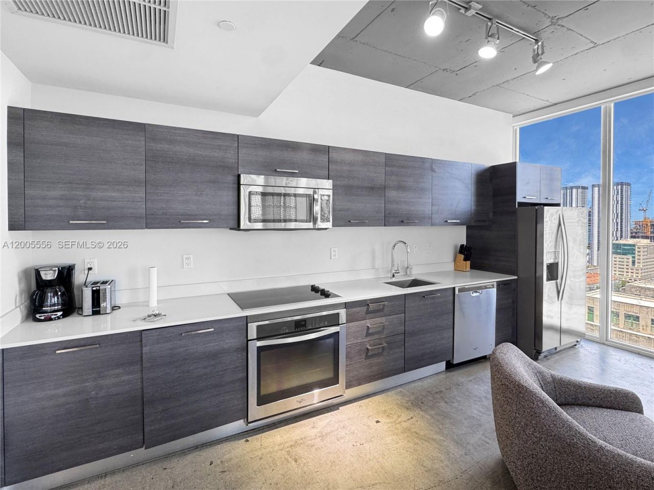 151 SE 1st St , Unit 2702, Miami, FL 33131 Photo