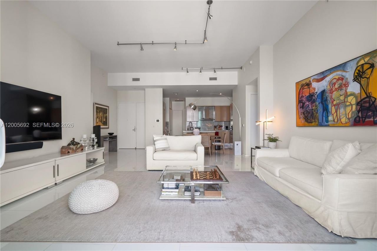 900 Brickell Key Blvd , Unit 3002, Miami, FL 33131 Photo