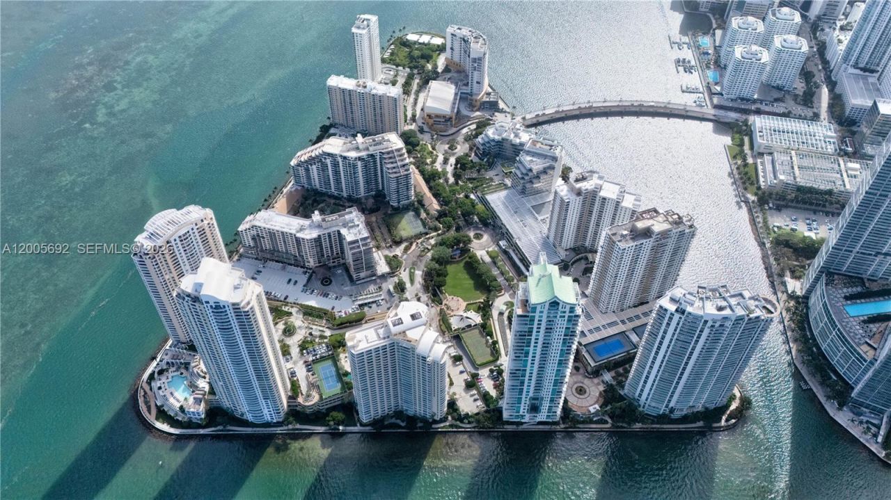 900 Brickell Key Blvd , Unit 3002, Miami, FL 33131 Photo