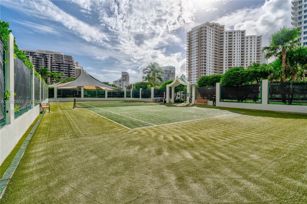 900 Brickell Key Blvd , Unit 3002, Miami, FL 33131 Photo