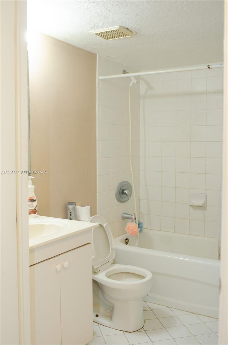 1260 SE 28th Ct, Unit 103, Homestead, FL 33035 Photo