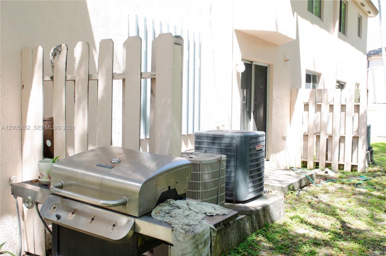 1260 SE 28th Ct, Unit 103, Homestead, FL 33035 Photo