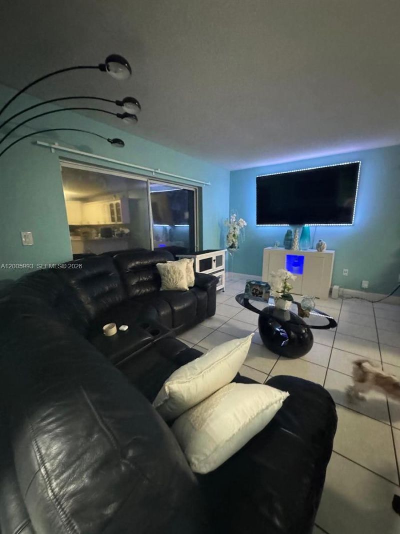 13216 SW 10th Ter , Miami, FL 33184 Photo