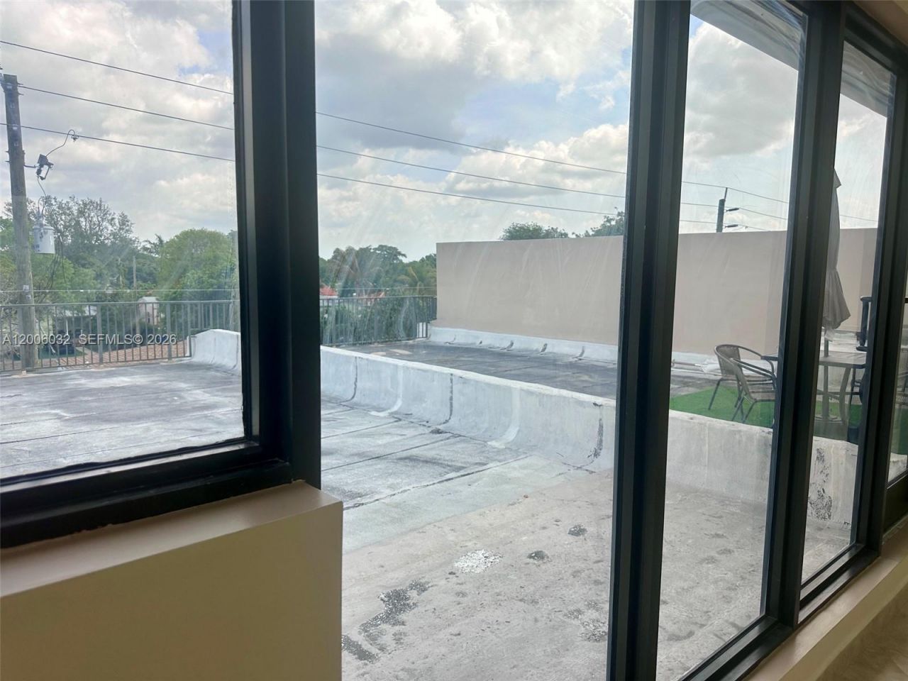 5455 SW 8 St, Unit 215, Miami, FL 33134 Photo