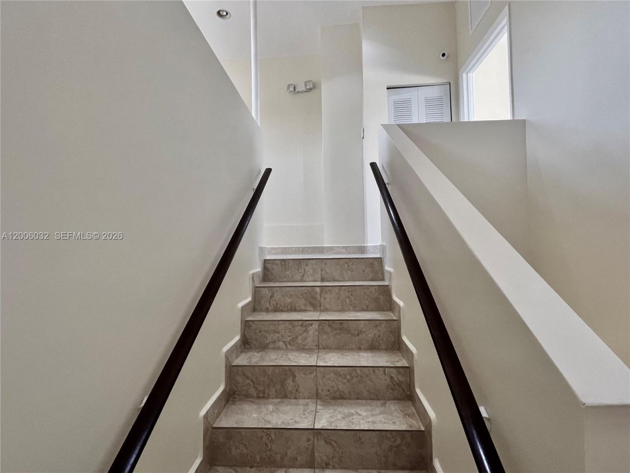 5455 SW 8 St, Unit 215, Miami, FL 33134 Photo