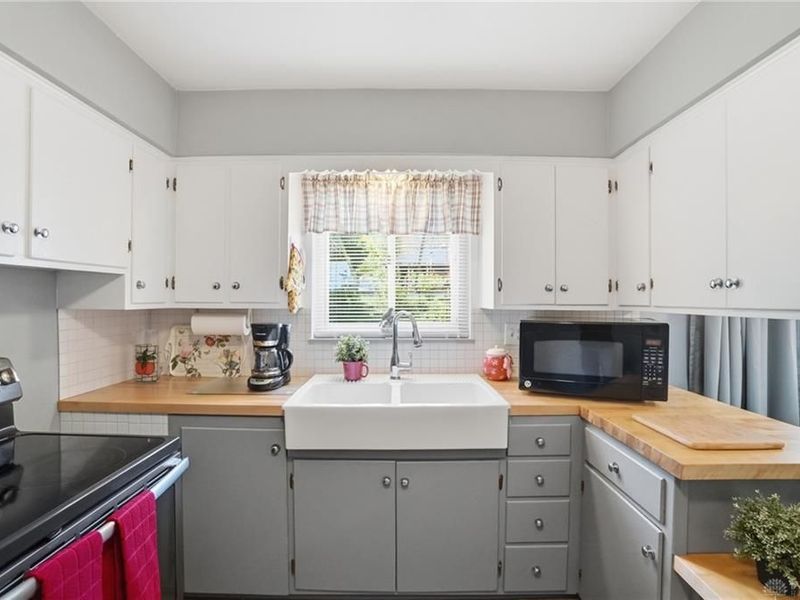 4433 Ackerman Boulevard, Kettering, OH 45429 Photo 9