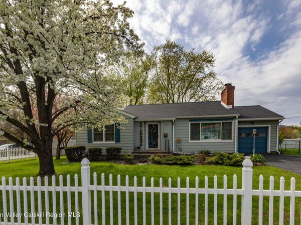 5 Simmons Drive, Saugerties, NY 12477