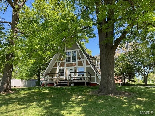 103 Branch Drive, Edwardsville, IL 62025