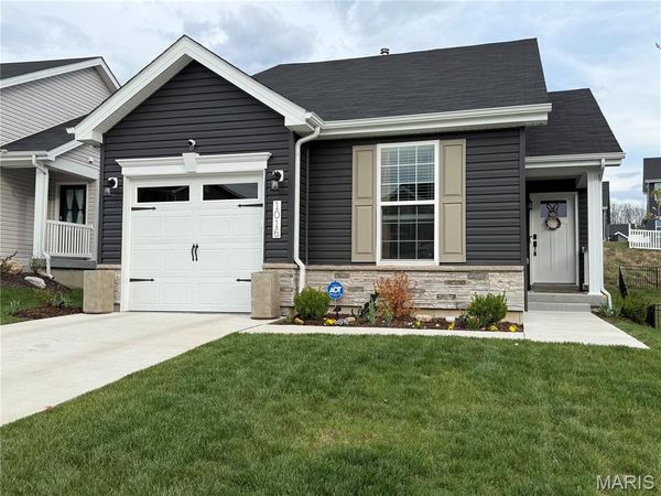 1016 Black Bear Drive, House Springs, MO 63051