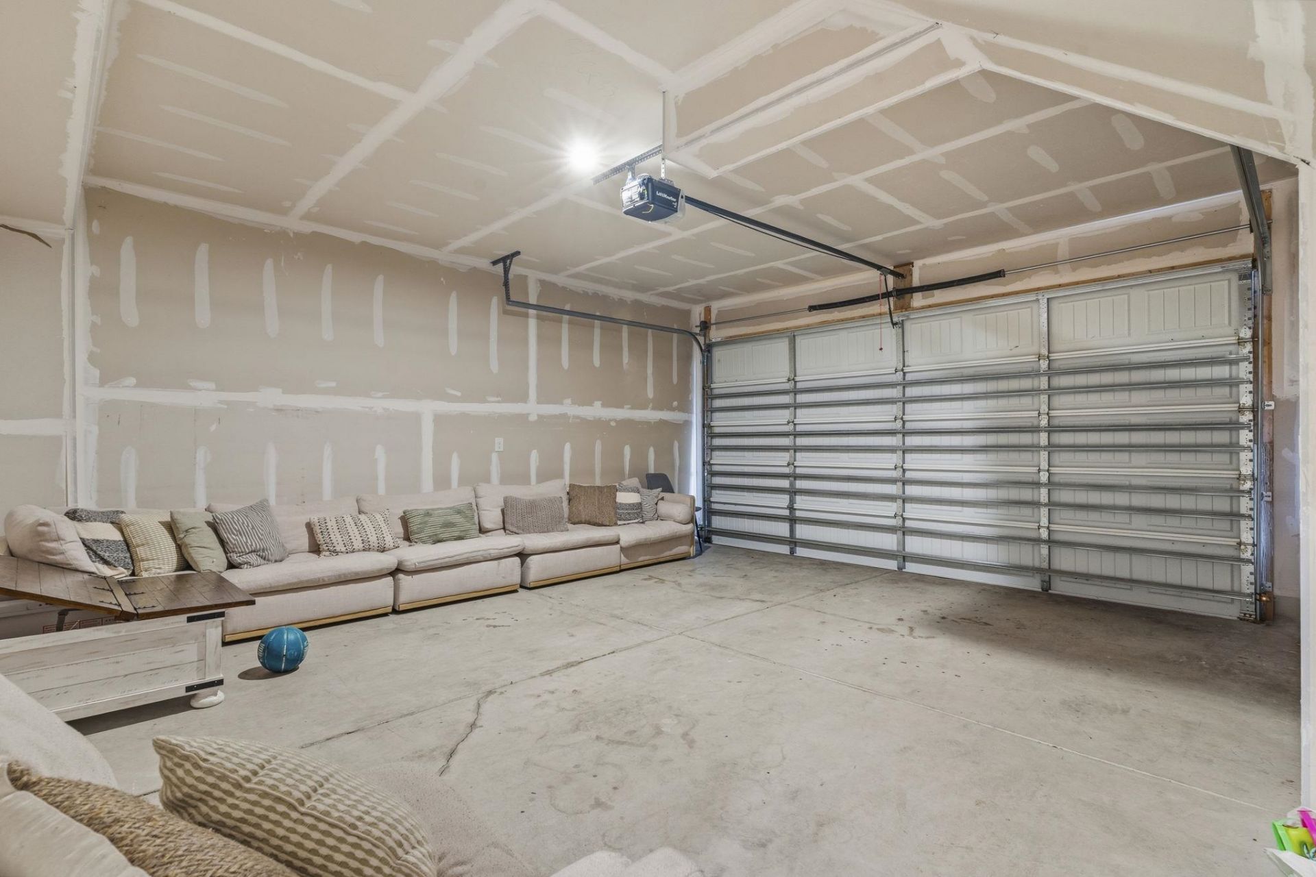 2557 Pete Dye Dr. Photo 17