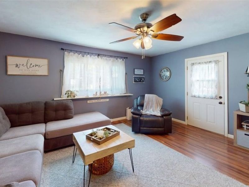 407 Maplewood Drive, Willowick, OH 44095 Photo 2