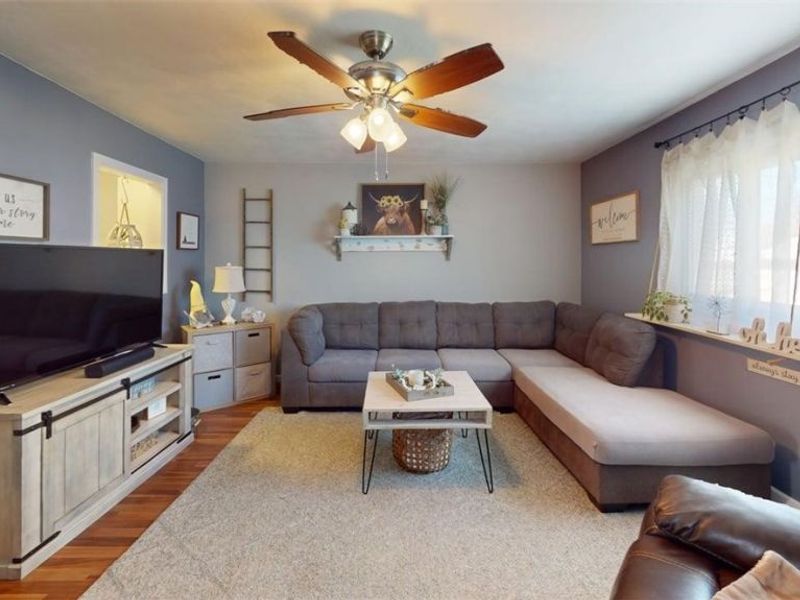 407 Maplewood Drive, Willowick, OH 44095 Photo 3