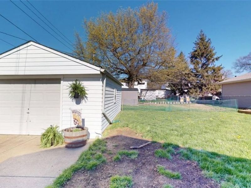 407 Maplewood Drive, Willowick, OH 44095 Photo 41