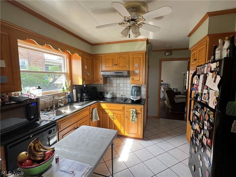 226 Dover Road NE, Sugarcreek, OH 44681 Photo 15