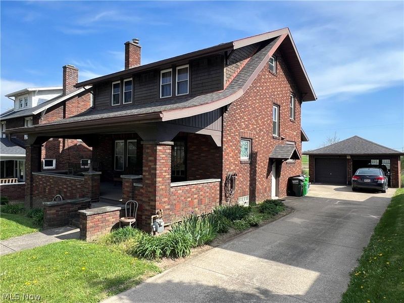 226 Dover Road NE, Sugarcreek, OH 44681 Photo 2