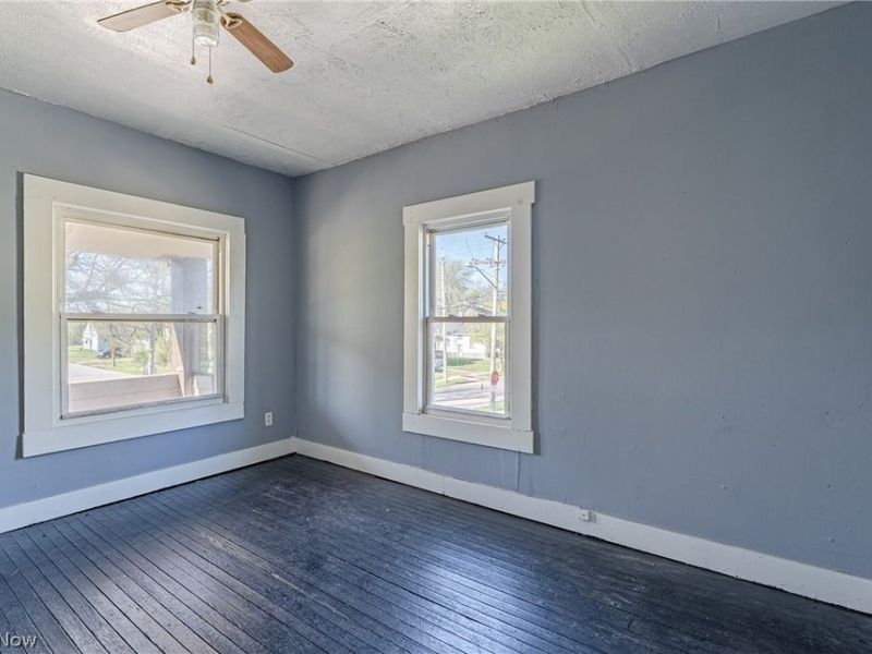 10901 Dove Avenue, Cleveland, OH 44105 Photo 15