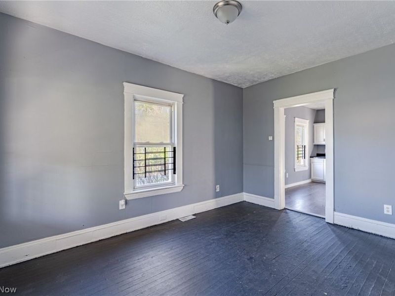 10901 Dove Avenue, Cleveland, OH 44105 Photo 5