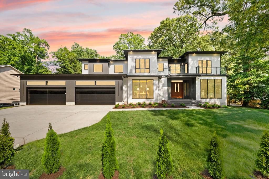 2537 GALLOWS ROAD, DUNN LORING, VA 22027