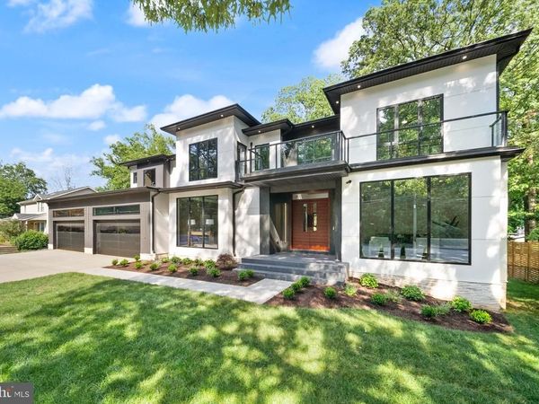 2537 GALLOWS ROAD, DUNN LORING, VA 22027
