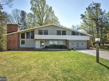 840 OUTER DRIVE, STATE COLLEGE, PA 16801