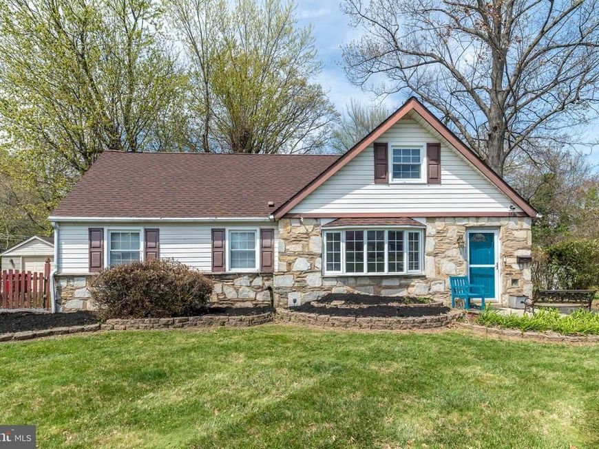 360 Deb Lane, Warminster, PA 18974 Main Photo