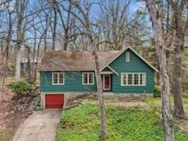 17 Angle Road, LaPorte, IN 46350