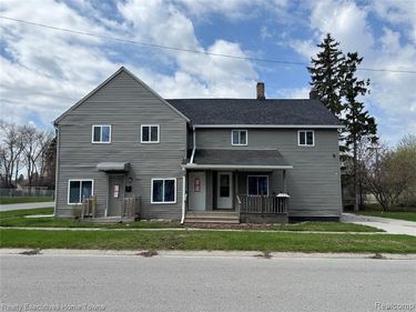 1725 11th Street, Port Huron, MI 48060