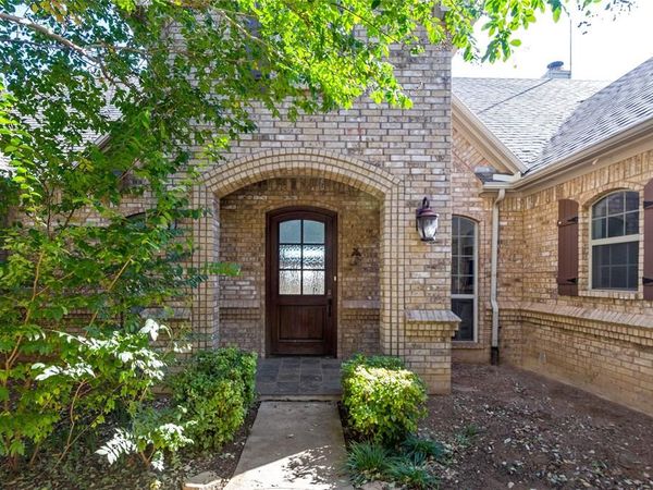 396 Ranchview Court , Bowie, TX 76230