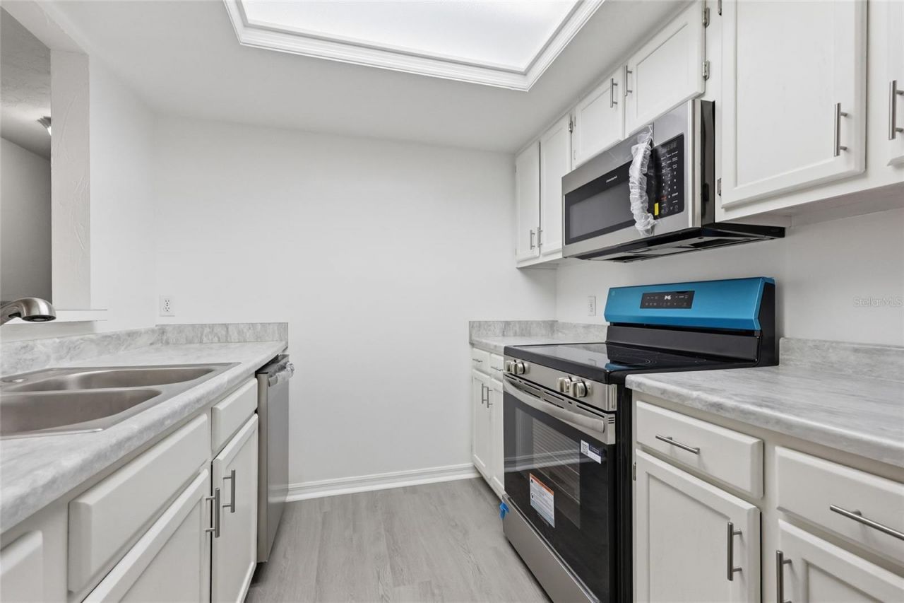 852 SW 58th Terrace, Gainesville, FL 32607 Photo