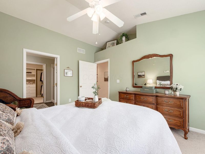 1274 Allington Lane, Columbus, OH 43240 Photo 12