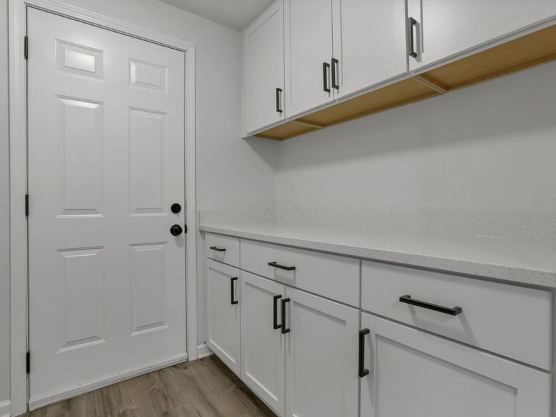 4940 Kristie Falls, Unit C, Columbus, OH 43221 Photo 13