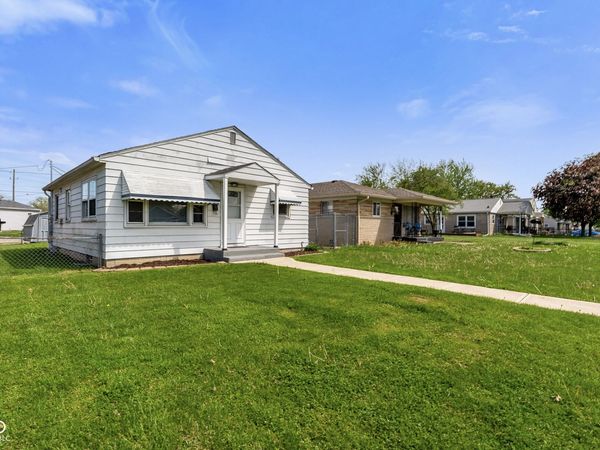 325 N 7th Avenue, Beech Grove, IN 46107