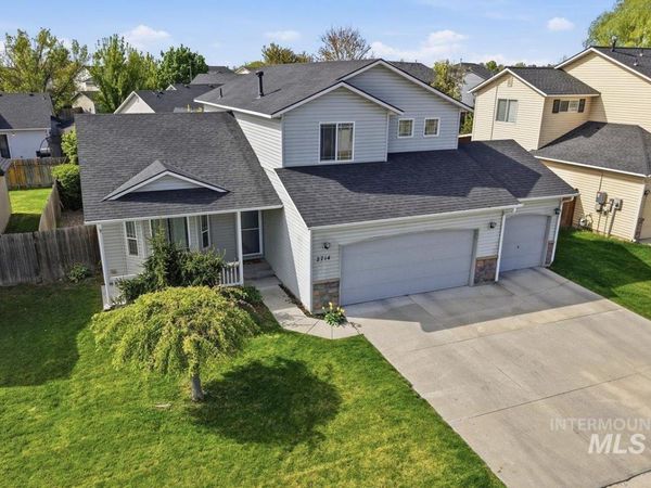 2714 Colfax Dr, Caldwell, ID 83607