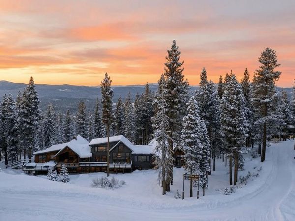 19505 Glades Court, Truckee, CA 96161