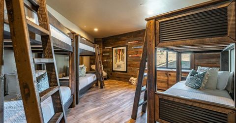 19505 Glades Court, Truckee, CA 96161 Photo