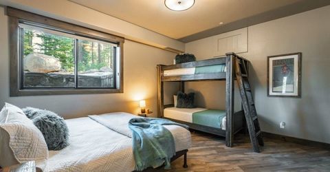 19505 Glades Court, Truckee, CA 96161 Photo