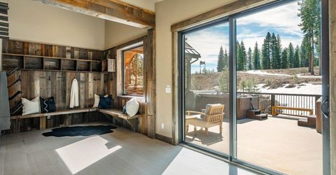 19505 Glades Court, Truckee, CA 96161 Photo