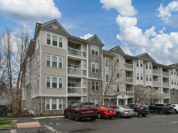 57 Augustus Court, Unit 1010, Reading, MA 01867