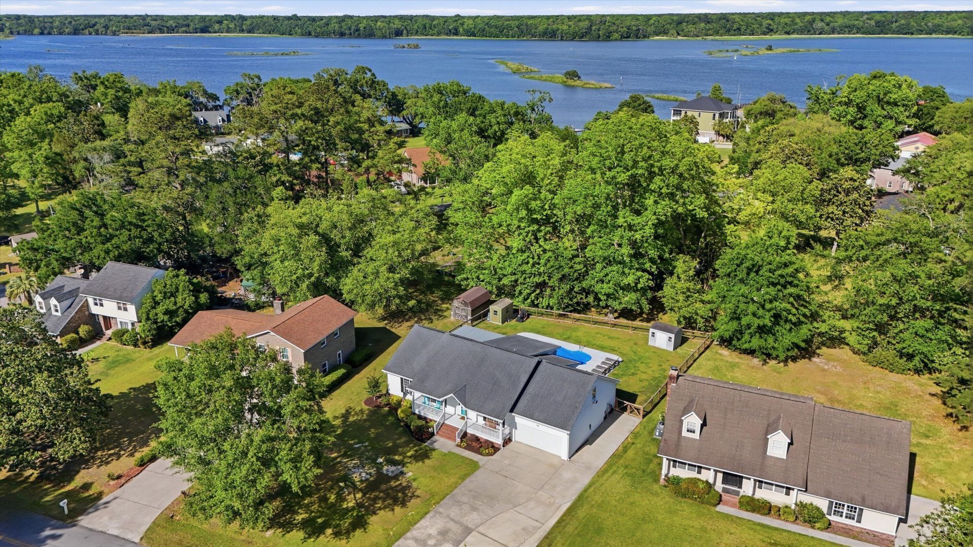 1302 Albert Storm Avenue Photo 46