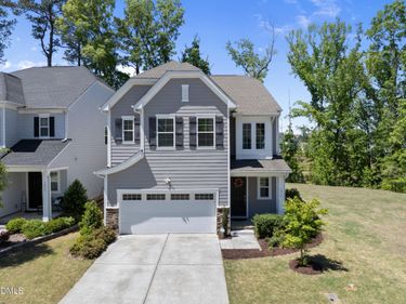 1916 Kings Knot Court, Apex, NC 27502