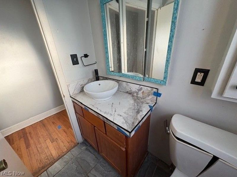 10305 S Highland Avenue, Garfield Heights, OH 44125 Photo 14