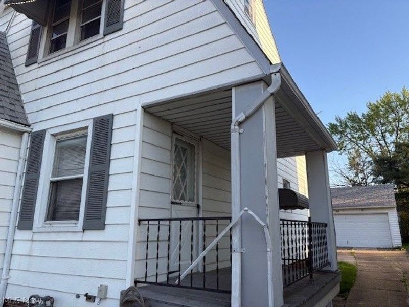 10305 S Highland Avenue, Garfield Heights, OH 44125 Photo 2