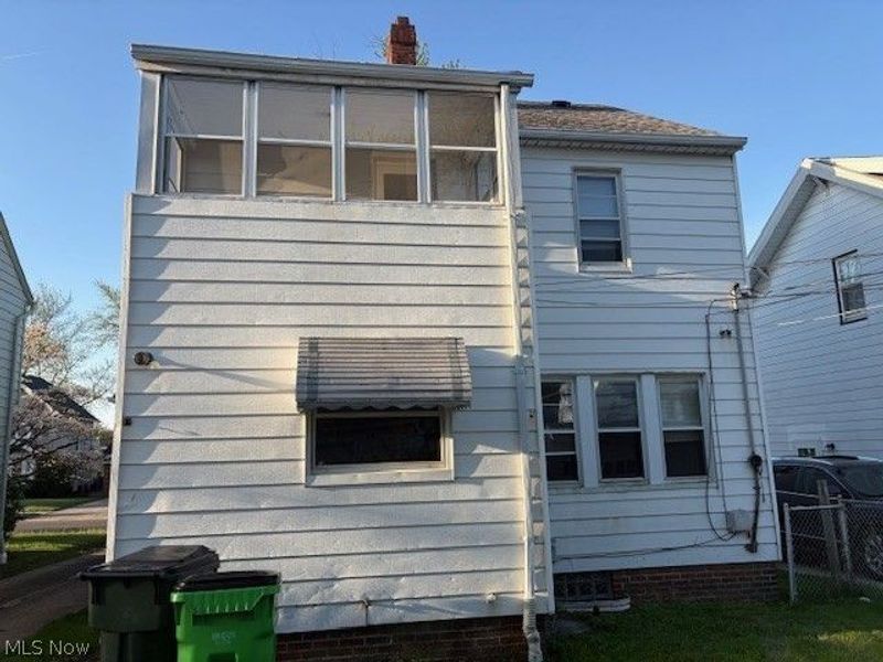 10305 S Highland Avenue, Garfield Heights, OH 44125 Photo 4