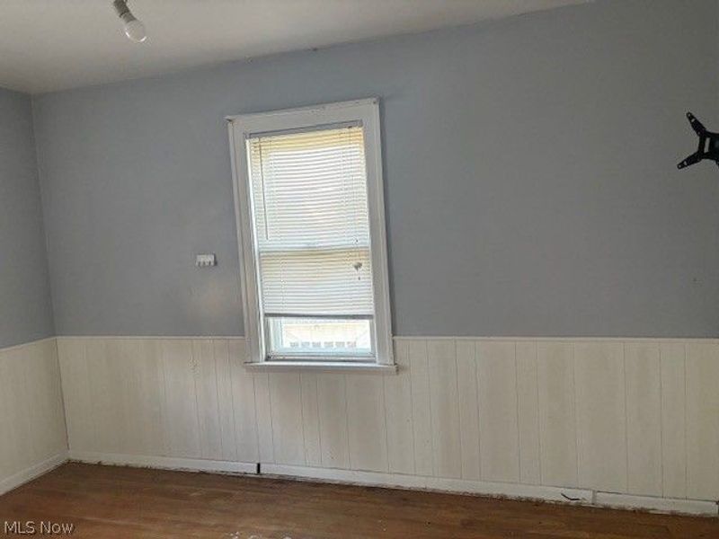 10305 S Highland Avenue, Garfield Heights, OH 44125 Photo 8