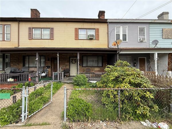609 E 18th Ave , Homestead, PA 15120