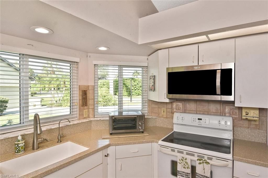 201 Mcgregor Park Cir, Unit 201, Fort Myers, FL 33908 Photo