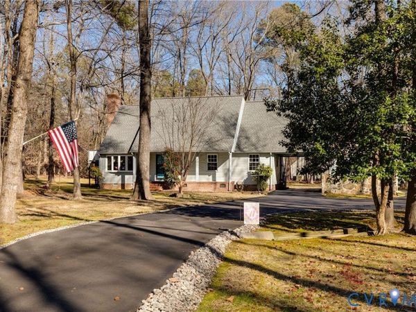 14747 Ramblewood Drive , Chester, VA 23836