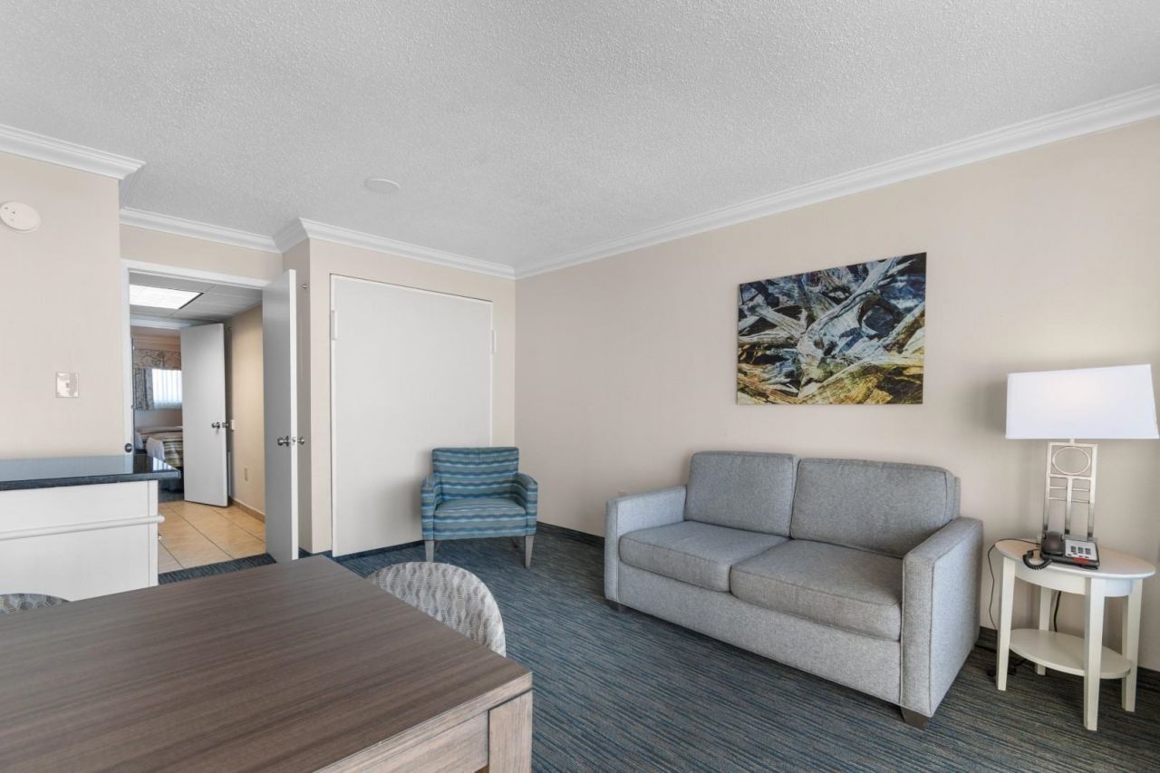 1105 S Ocean Blvd. Photo 11